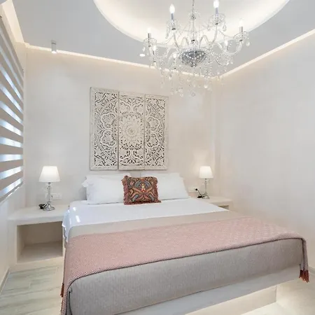 Aparthotel Thousand Stars Suites&rooms