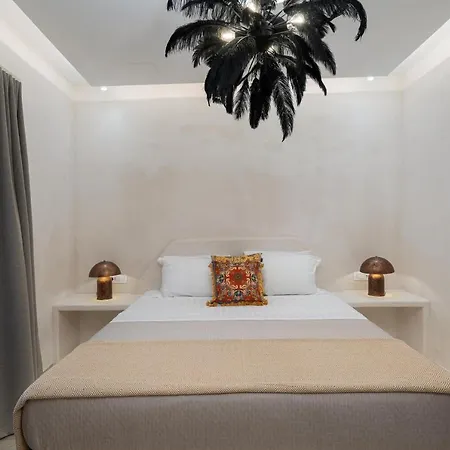 Aparthotel Thousand Stars Suites&rooms