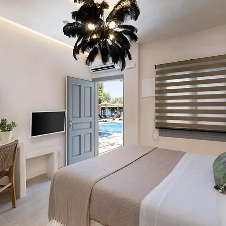 Thousand Stars Suites&rooms Kamari (Santorini)