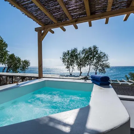 Thousand Stars Suites&rooms Kamari (Santorini)